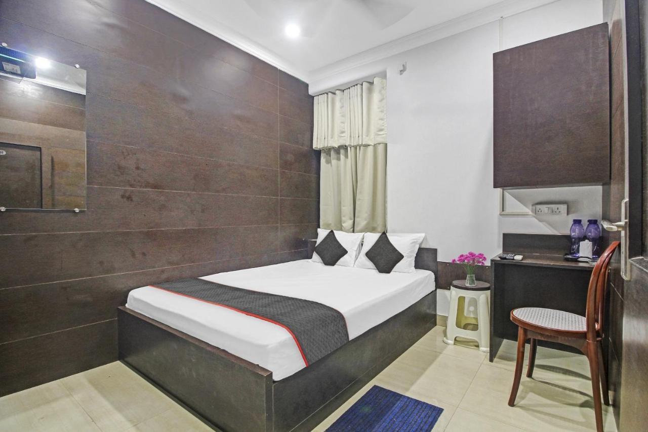 Super Townhouse Centre Point Inn Near Esplanade Metro Station Calcutta Exteriör bild