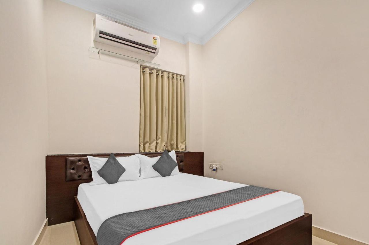 Super Townhouse Centre Point Inn Near Esplanade Metro Station Calcutta Exteriör bild